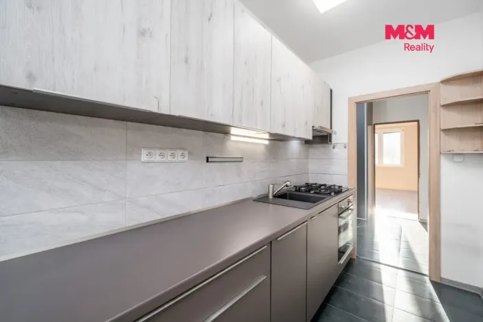 Prodej bytu 2+1, Ústí nad Labem - Severní Terasa, Maková, 60 m2