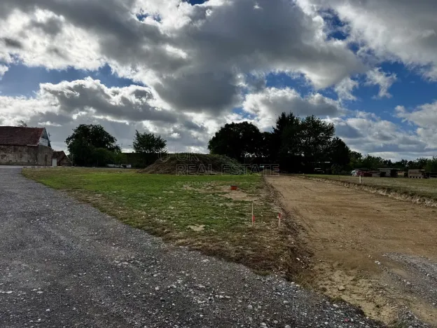 Prodej pozemku pro bydlení, Římov, 1454 m2