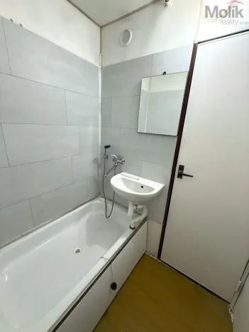 Pronájem bytu 1+1, Chlumec - Hrbovice, Hrbovická, 34 m2