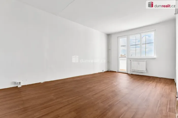 Prodej bytu 3+1, Ostrov, Májová, 69 m2