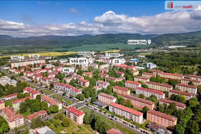 Prodej bytu 3+1, Ostrov, Májová, 69 m2