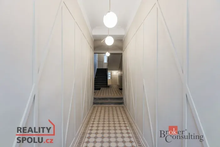 Prodej bytu 2+kk, Praha - Nusle, Jaromírova, 47 m2