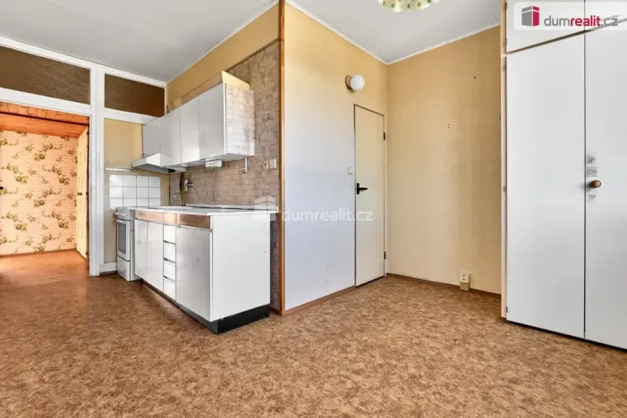 Prodej bytu 2+1, Karlovy Vary - Rybáře, Klínovecká, 65 m2