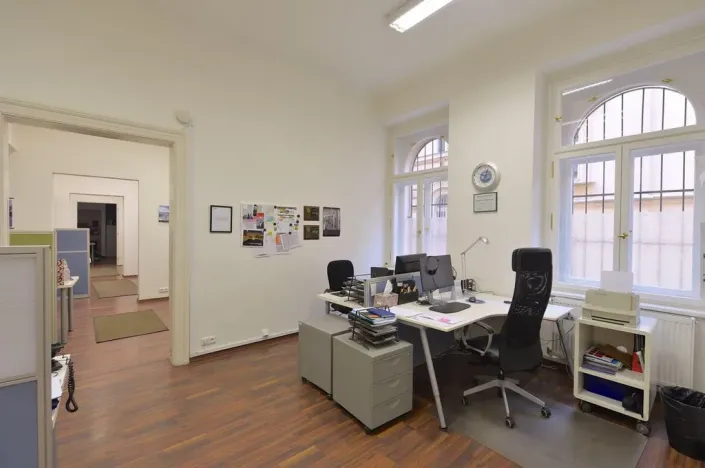 Pronájem kanceláře, Praha - Nové Město, Klimentská, 228 m2
