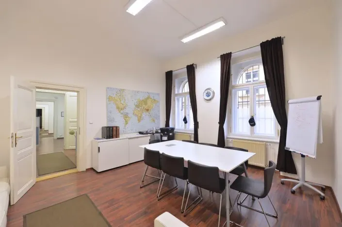 Pronájem kanceláře, Praha - Nové Město, Klimentská, 228 m2