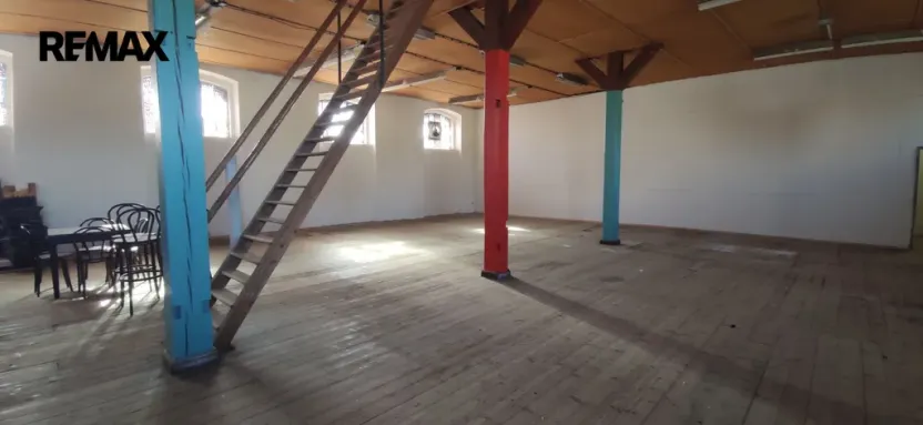 Pronájem skladu, Bruntál, Sladovnická, 400000 m2