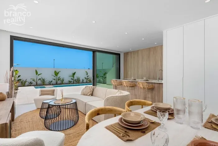 Prodej rodinného domu, Los Alcazares, Murcia, Španělsko, 109 m2