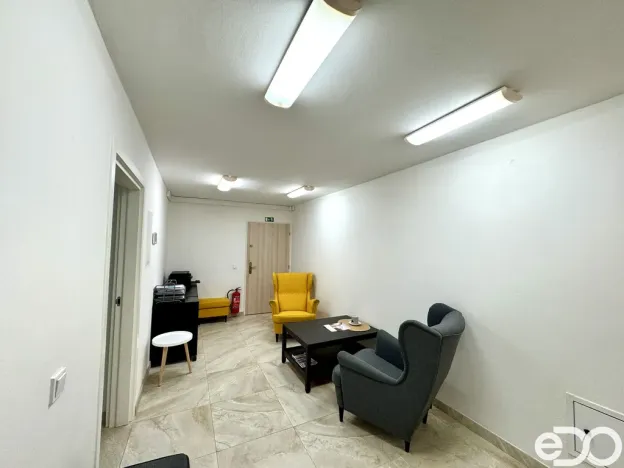 Pronájem kanceláře, Mladá Boleslav, Olbrachtova, 21 m2