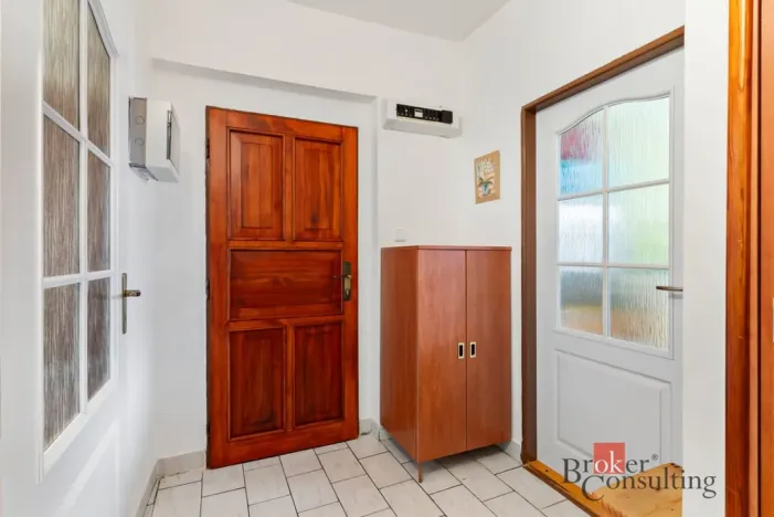 Prodej bytu 3+1, Dobrovice - Libichov, 77 m2