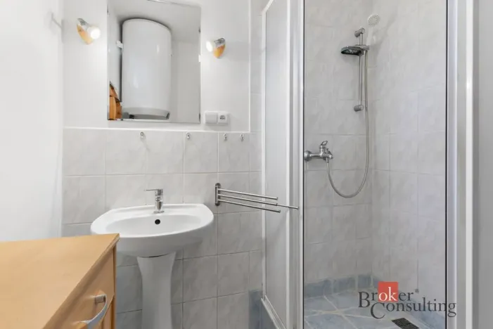 Prodej bytu 3+1, Dobrovice - Libichov, 77 m2