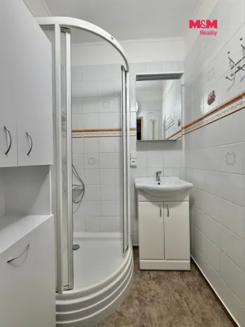 Pronájem bytu 3+1, Děčín - Děčín XXXII-Boletice nad Labem, Přímá, 62 m2