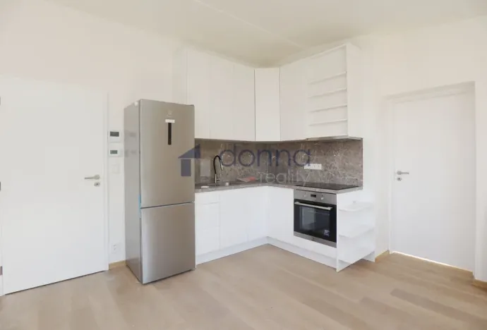 Pronájem bytu 2+kk, Praha, K lipám, 45 m2