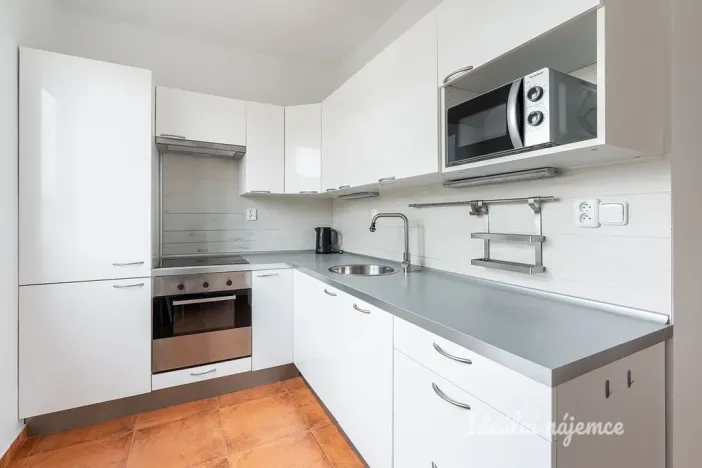 Pronájem bytu 2+1, Praha - Břevnov, Čílova, 45 m2