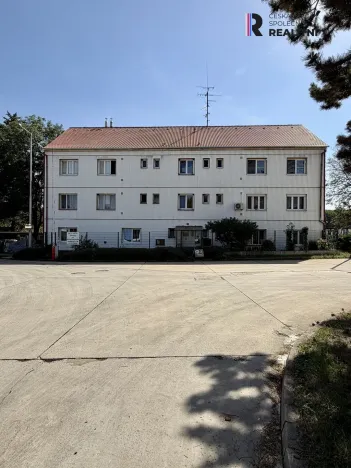 Prodej bytu 1+1, Kryry, Tovární, 50 m2
