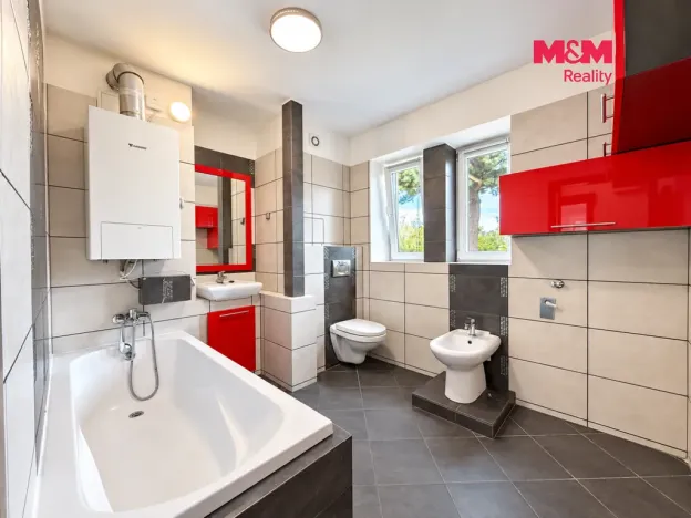 Prodej bytu 2+1, Karviná - Nové Město, Fučíkova, 58 m2