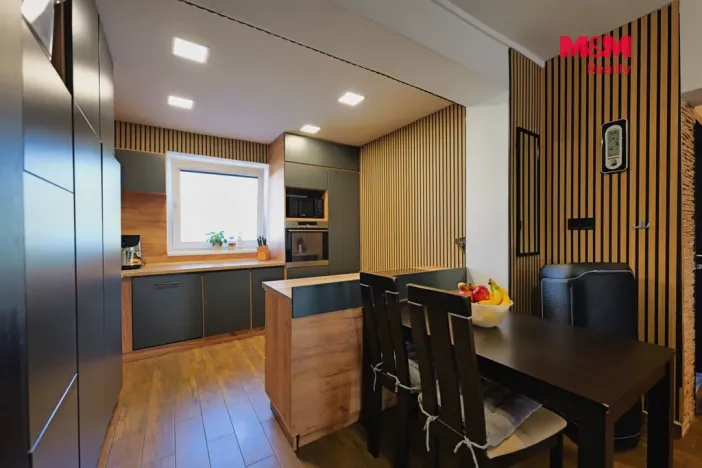 Prodej obchodního prostoru, Vranovice-Kelčice - Kelčice, 140 m2