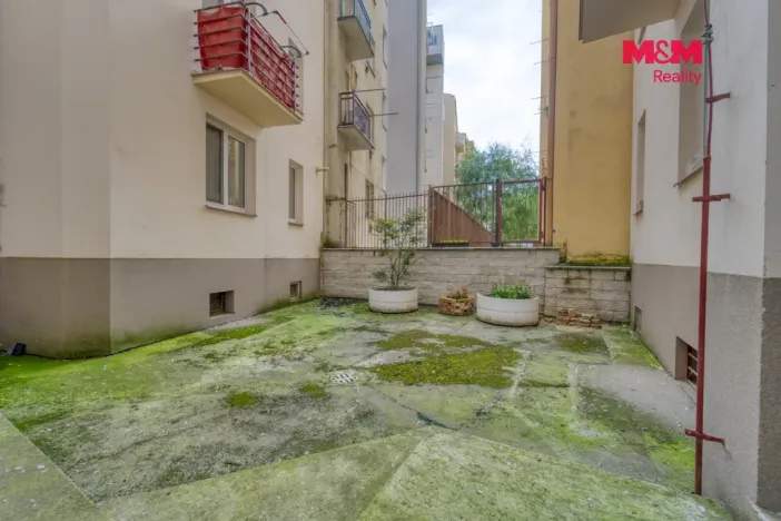 Prodej obchodního prostoru, Praha, Jugoslávských partyzánů, 16 m2