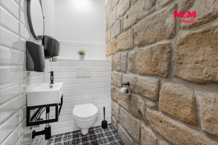 Prodej ubytování, Hřensko, 300 m2