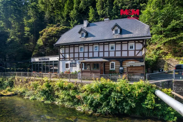 Prodej restaurace, Hřensko, 300 m2