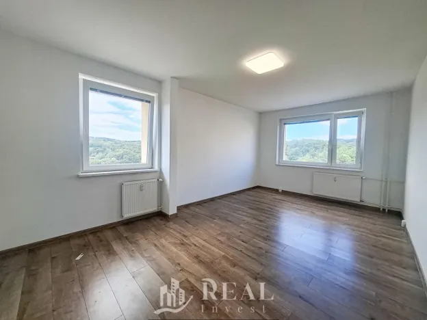 Prodej bytu 4+1, Jirkov, Na Borku, 77 m2