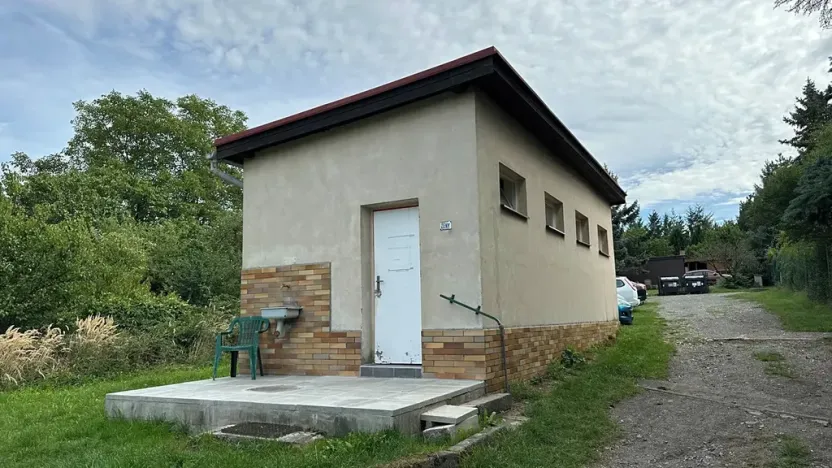 Prodej chaty, Praha - Zbraslav, Na Baních, 35 m2