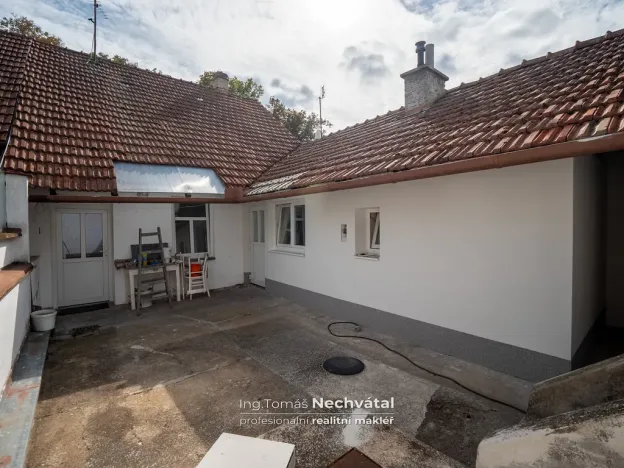 Pronájem rodinného domu, Holubice, 58 m2