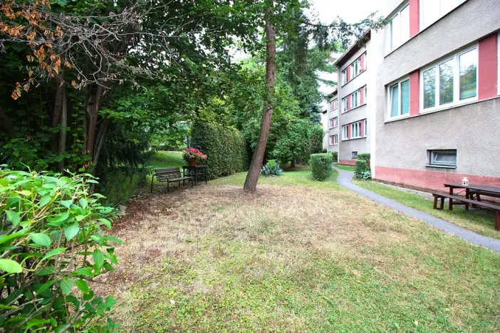 Prodej bytu 3+1, Praha - Troja, Na Šutce, 73 m2
