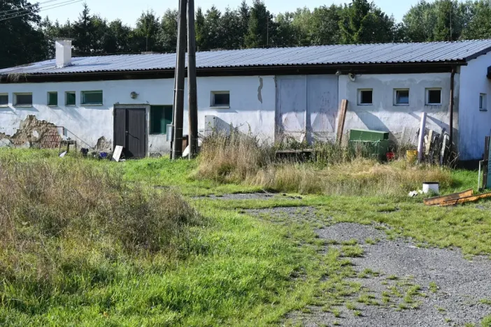 Prodej komerční nemovitosti, Lomnice - Tylov, 5700 m2