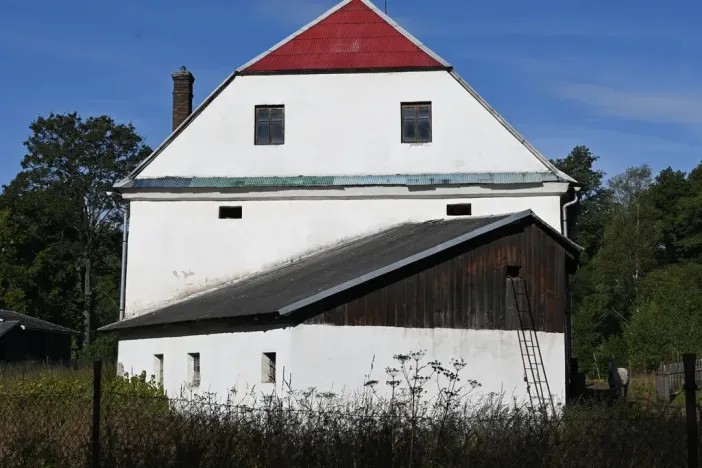 Prodej komerční nemovitosti, Lomnice - Tylov, 5700 m2