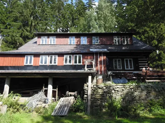 Prodej chalupy, Strážné, 200 m2