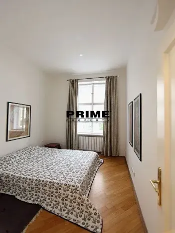 Pronájem bytu 3+1, Praha - Nové Město, Odborů, 80 m2