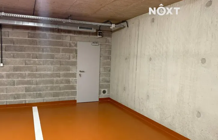 Pronájem garáže, Zlín, Nad Stráněmi, 18 m2