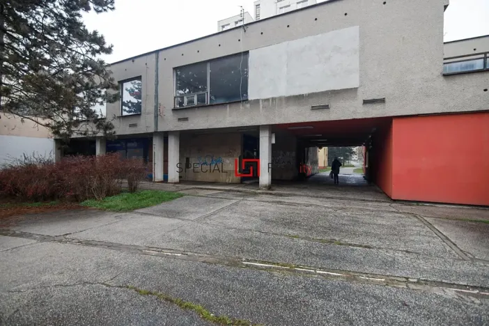 Prodej obchodního prostoru, Orlová, Masarykova třída, 1570 m2