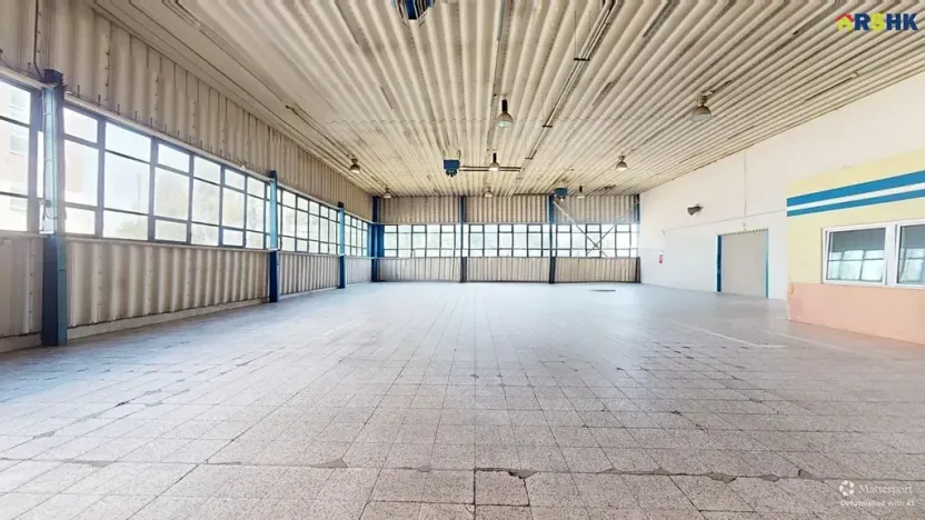 Pronájem skladu, Hradec Králové, Akademika Bedrny, 760 m2