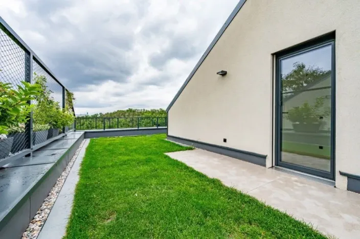 Prodej rodinného domu, Praha - Modřany, 304 m2
