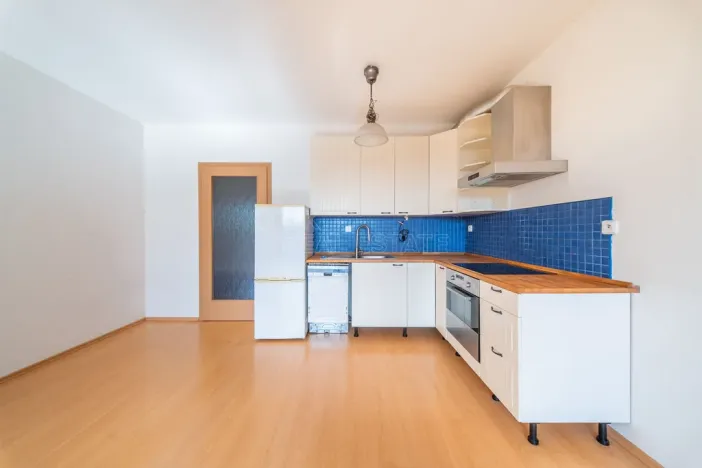 Prodej bytu 3+kk, Roztoky, Tyršovo nám., 79 m2