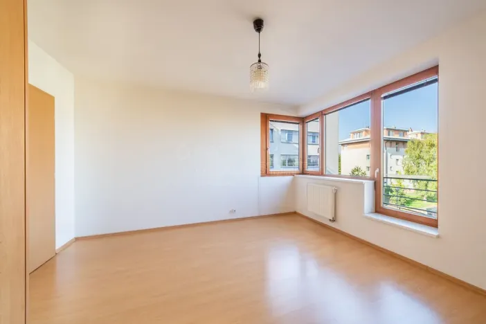 Prodej bytu 3+kk, Roztoky, Tyršovo nám., 79 m2