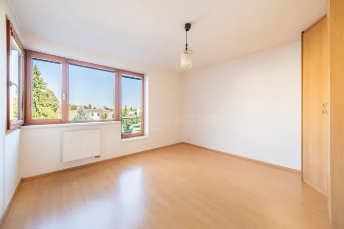 Prodej bytu 3+kk, Roztoky, Tyršovo nám., 79 m2
