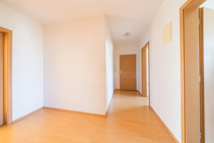 Prodej bytu 3+kk, Roztoky, Tyršovo nám., 79 m2