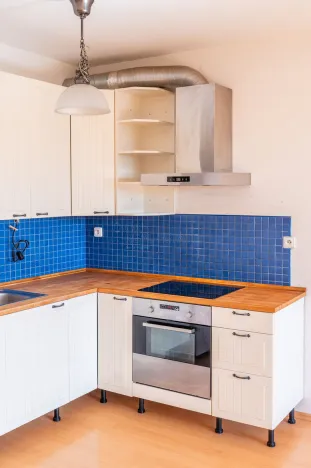 Prodej bytu 3+kk, Roztoky, Tyršovo nám., 79 m2