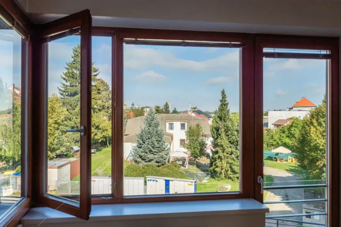 Prodej bytu 3+kk, Roztoky, Tyršovo nám., 79 m2
