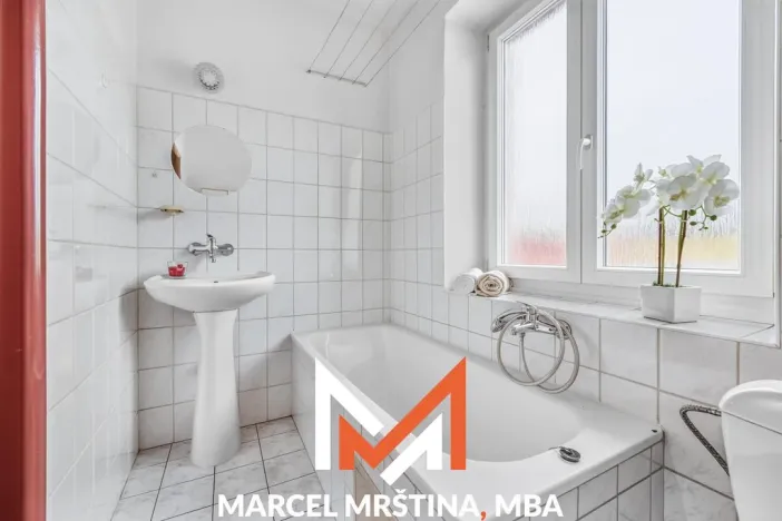 Prodej bytu 1+1, Jaroměř - Pražské Předměstí, Královédvorská, 32 m2