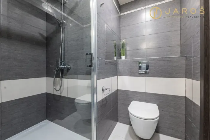 Prodej bytu 3+1, Kadaň, Chomutovská, 72 m2