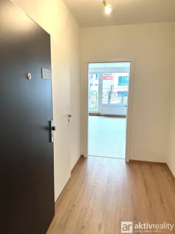 Prodej bytu 1+kk, Kladno, Ke stadionu, 32 m2