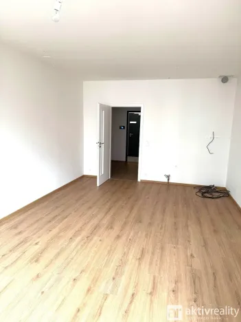 Prodej bytu 1+kk, Kladno, Ke stadionu, 32 m2
