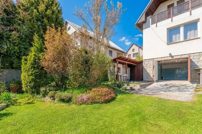 Prodej chalupy, Lipová-lázně, 260 m2