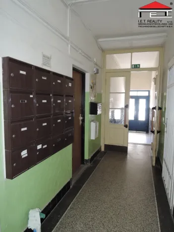 Pronájem bytu 1+kk, Praha - Michle, Nuselská, 41 m2