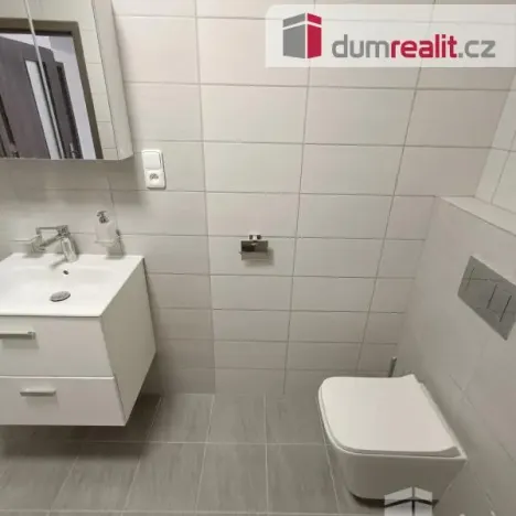 Pronájem bytu 2+kk, Ústí nad Labem - Ústí nad Labem-centrum, Elišky Krásnohorské, 65 m2