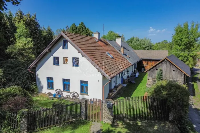 Prodej vícegeneračního domu, Velhartice - Braníčkov, 450 m2