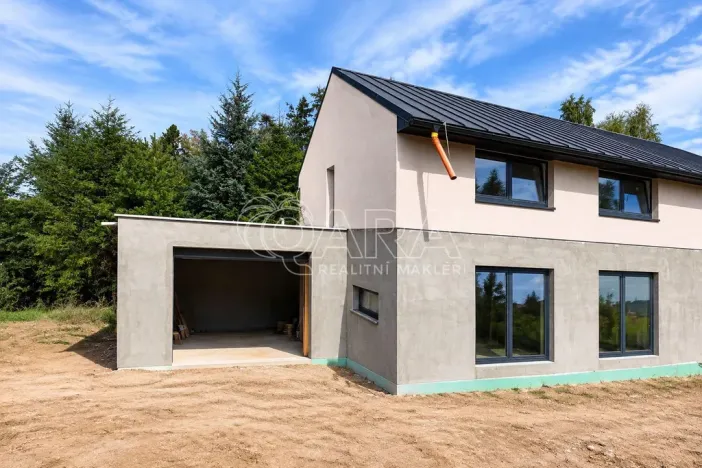 Prodej rodinného domu, Kamenice - Ládví, Benešovská, 159 m2